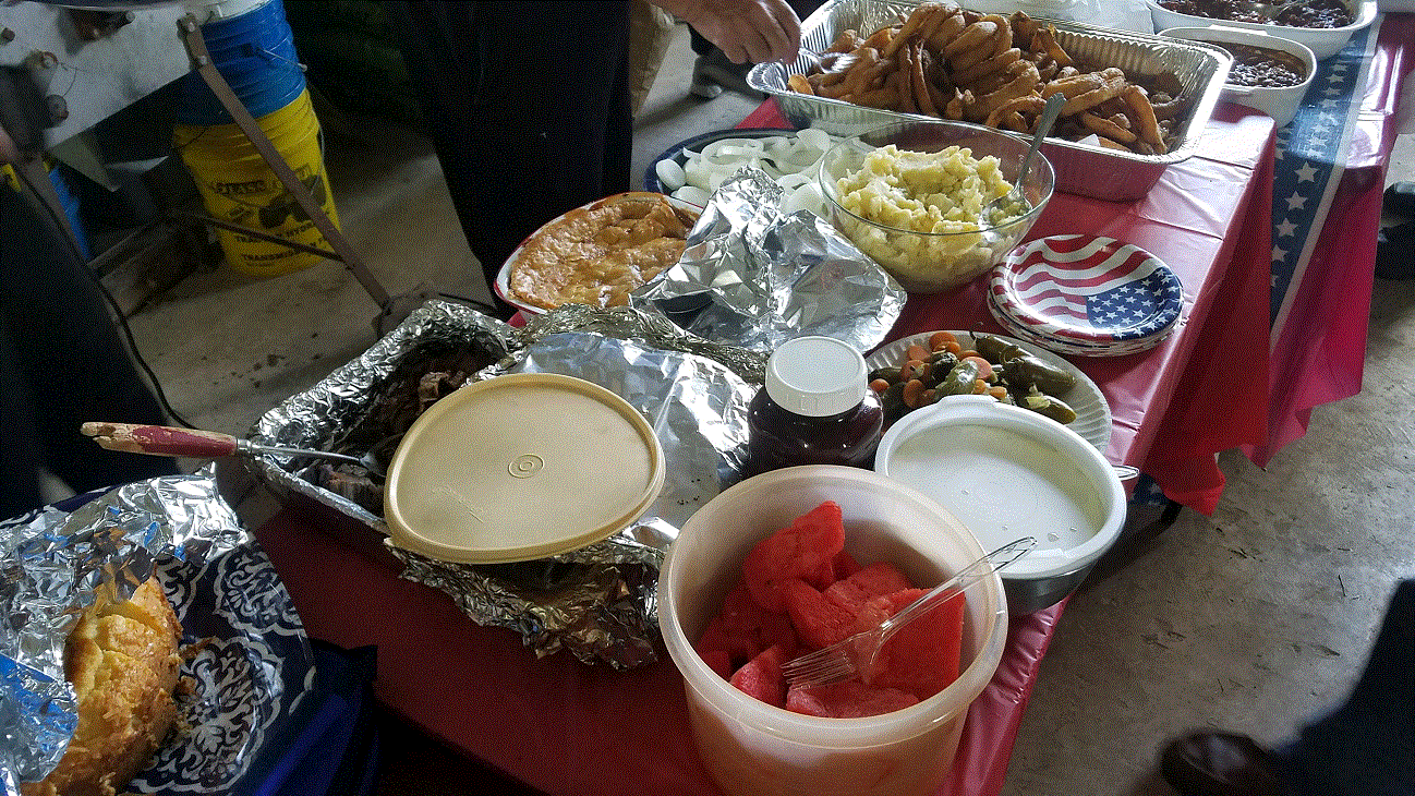 Table Spread 2.gif Table Spread 2.gif